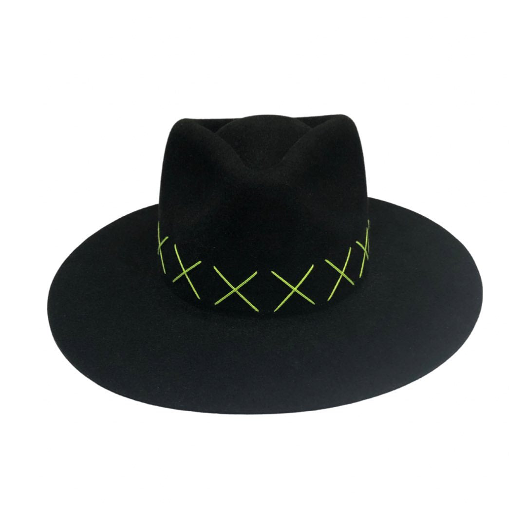 X’S Stitching - Black - Arre Hats